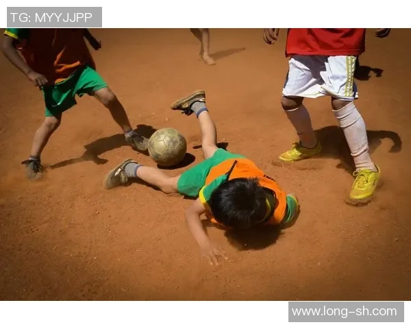 鞋盒足球的奇妙世界如何用简单的材料点燃孩子们的足球梦想